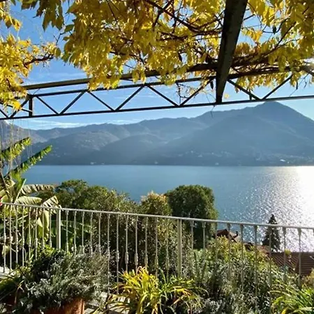 Casa vacanze Elegant Apt 120 M2 Terrace, Best Lake View In Como